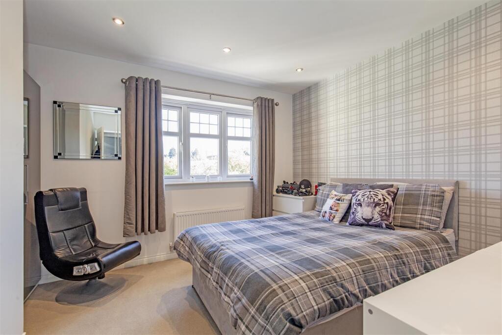 Bedroom 2-1.jpg