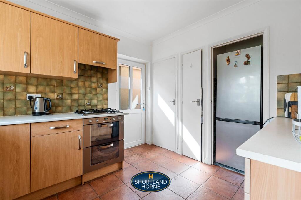 51 Magyar Crescent, Nuneaton WM (32 of 38).jpg