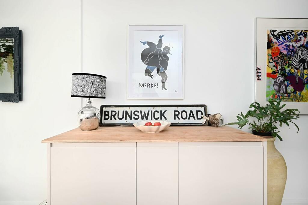 F2 37-38 Brunswick Rd bn3 (12).jpg