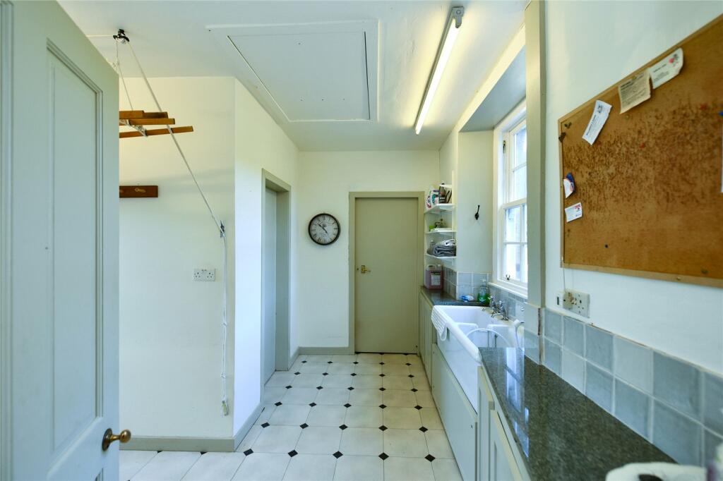 Laundry/Store Rooms