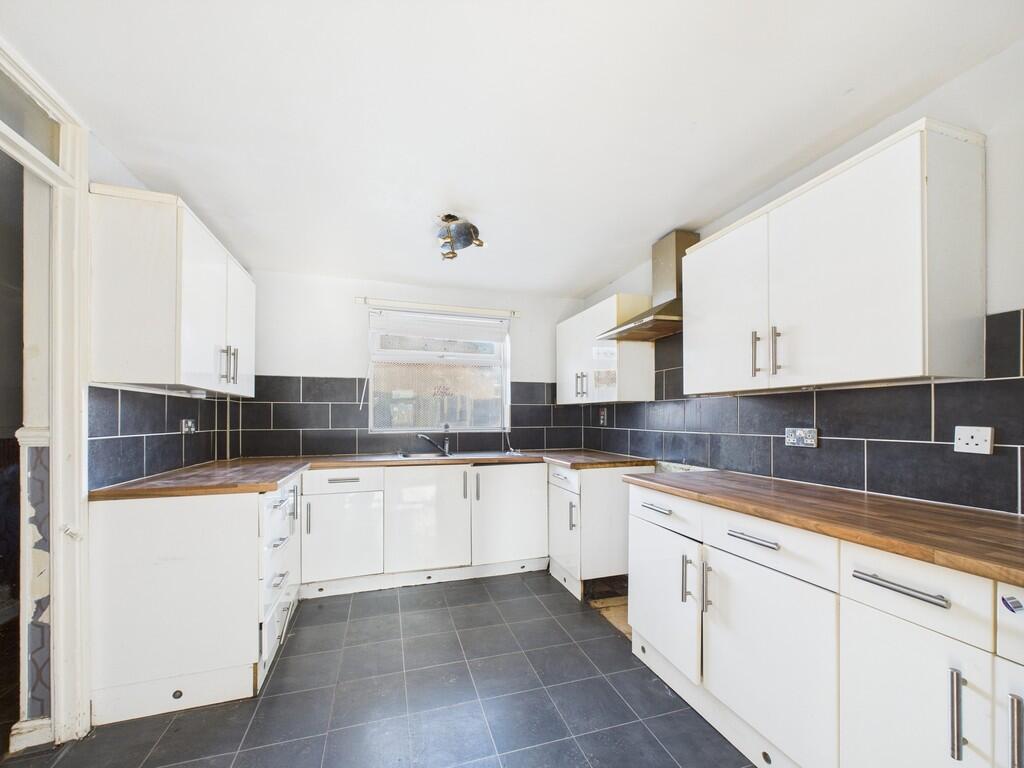 CAM02060G0-PR0297...