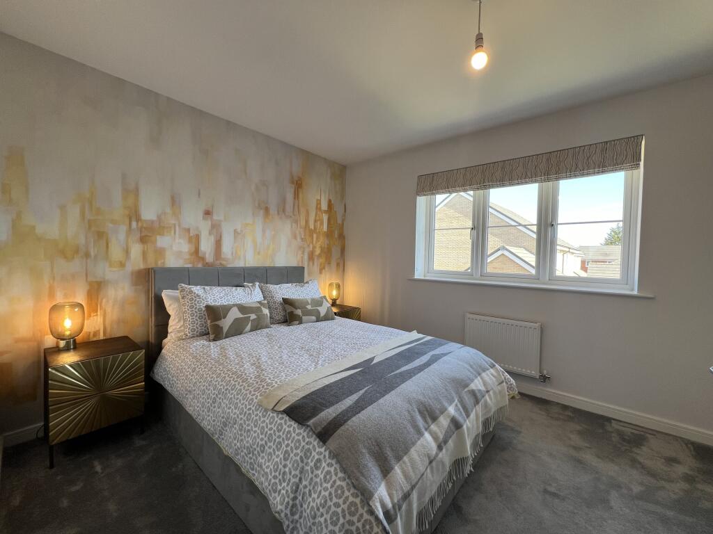 Bedroom 1.jpeg
