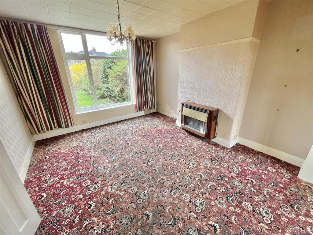 Dining Room Aspect 3