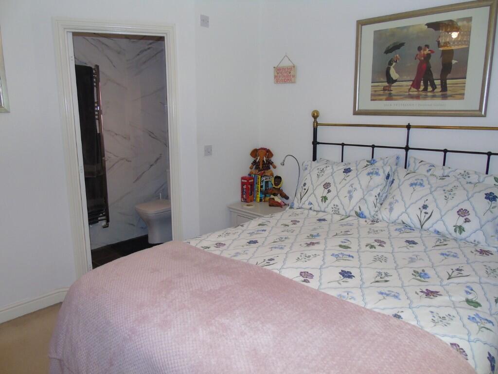 master with en-suite