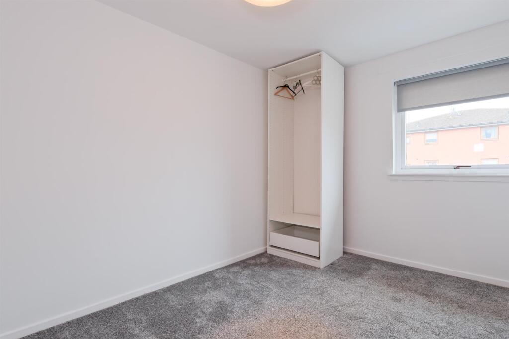 003-32 Cairn Court, Motherwell, ML1 1TD.jpg