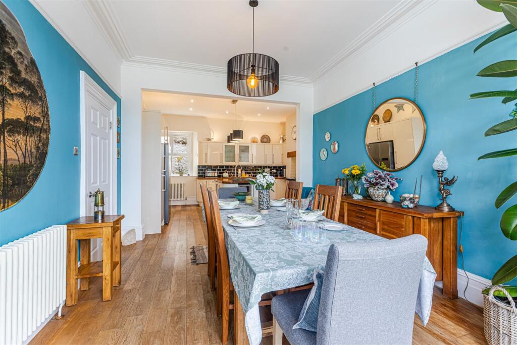 A16 - Torquay, TorView House - 250814.jpg