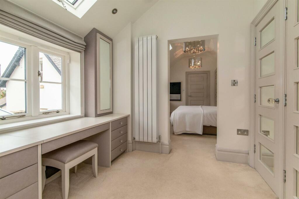 Bedroom 1 Aspect 2