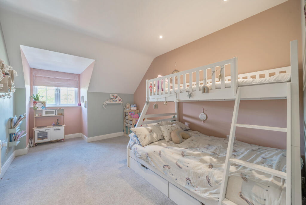 1346804-18-68c028...