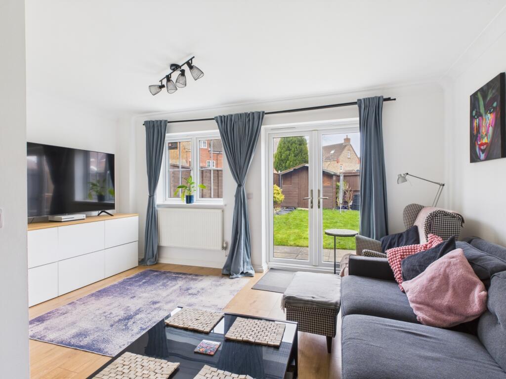 CAM04671G0-PR0024-STILL004