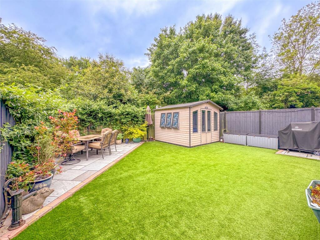 Wadebridge Drive - Image-36.jpg