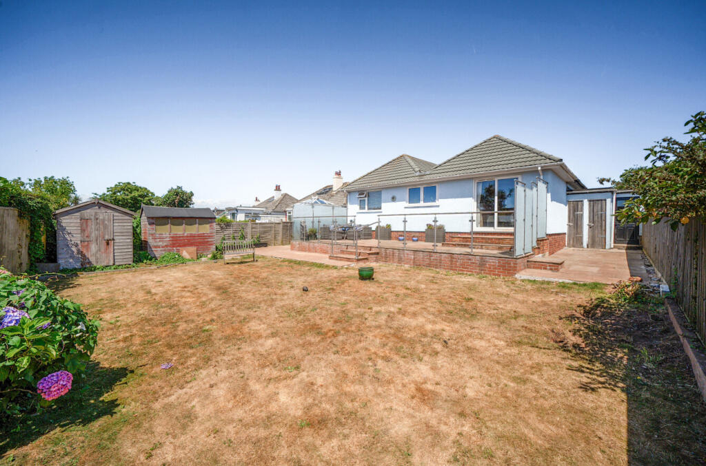 1321347-5-686fbf4...