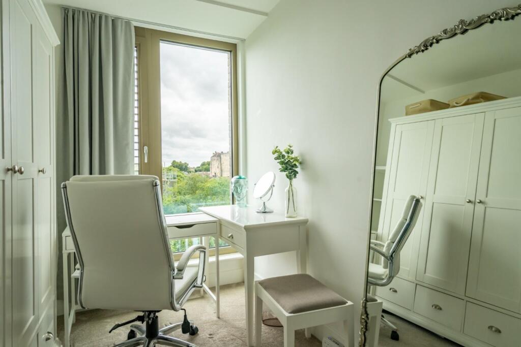 rivers and castles (3 of 3).jpg