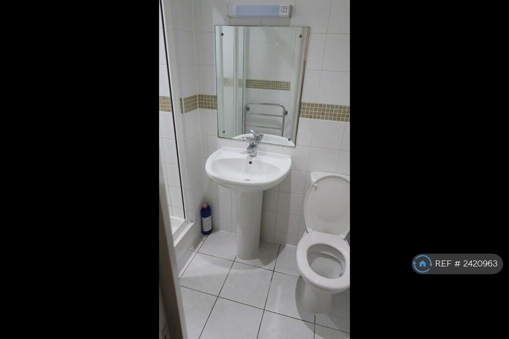 Ensuite Bathroom