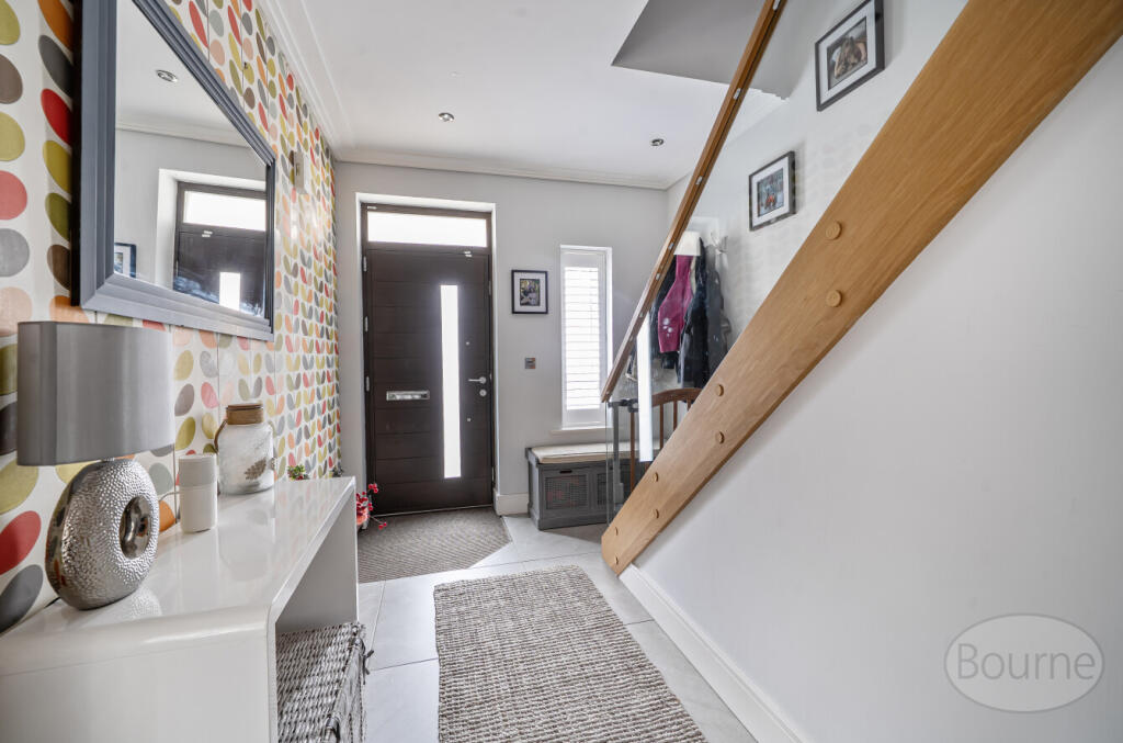 7c8817bd-b564-429...