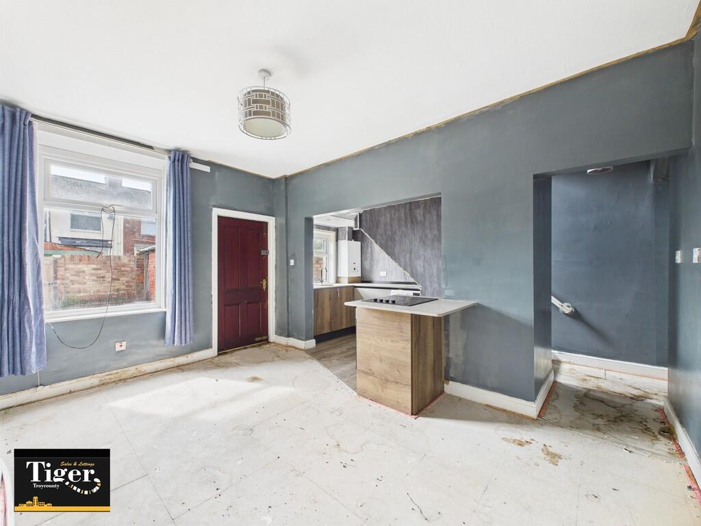 CAM03440G0-PR0358...