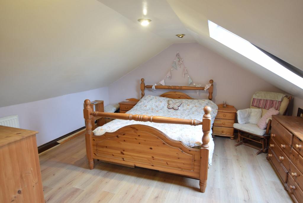 LOFT ROOM