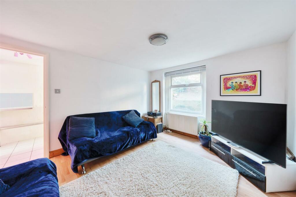 1219682  (3).jpg