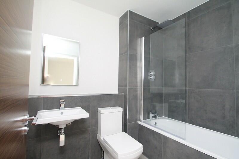 En-Suite Bathroom