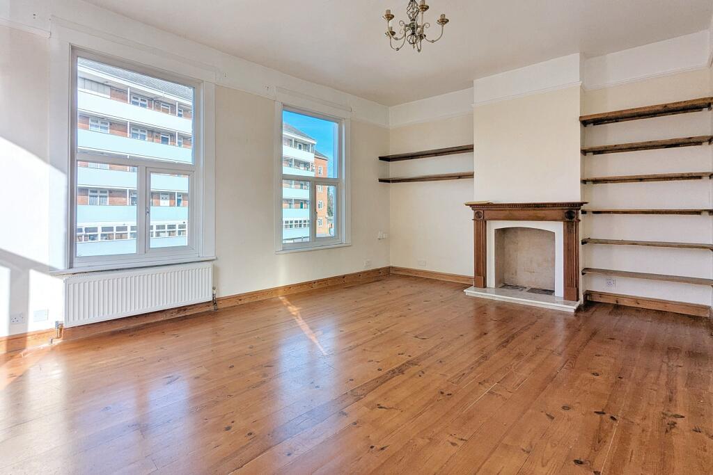 17a Penge Lane, Penge, London, SE20 7DU