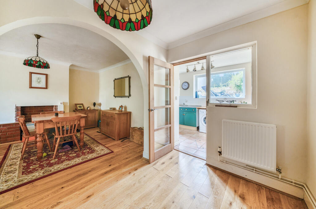 1320747-13-686e44...