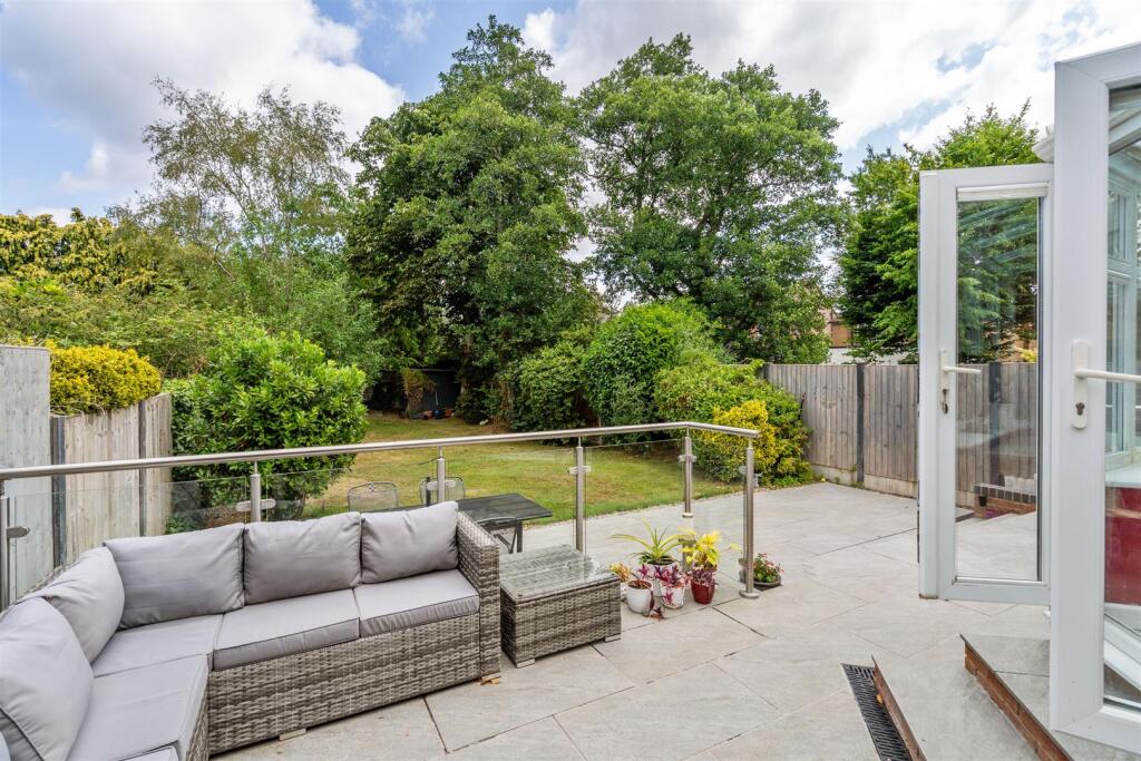 66 Poplar Road Dorridge_20.jpg