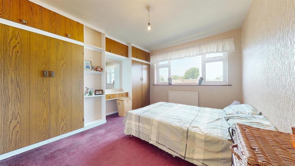 Stanley Avenue Bedroom