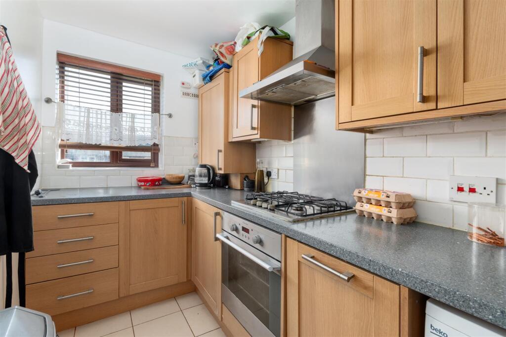 Birchwood Close