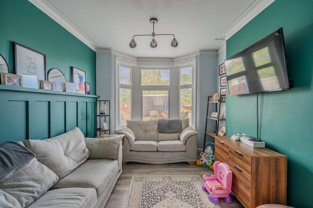 16 Ventnor Road-18.jpg