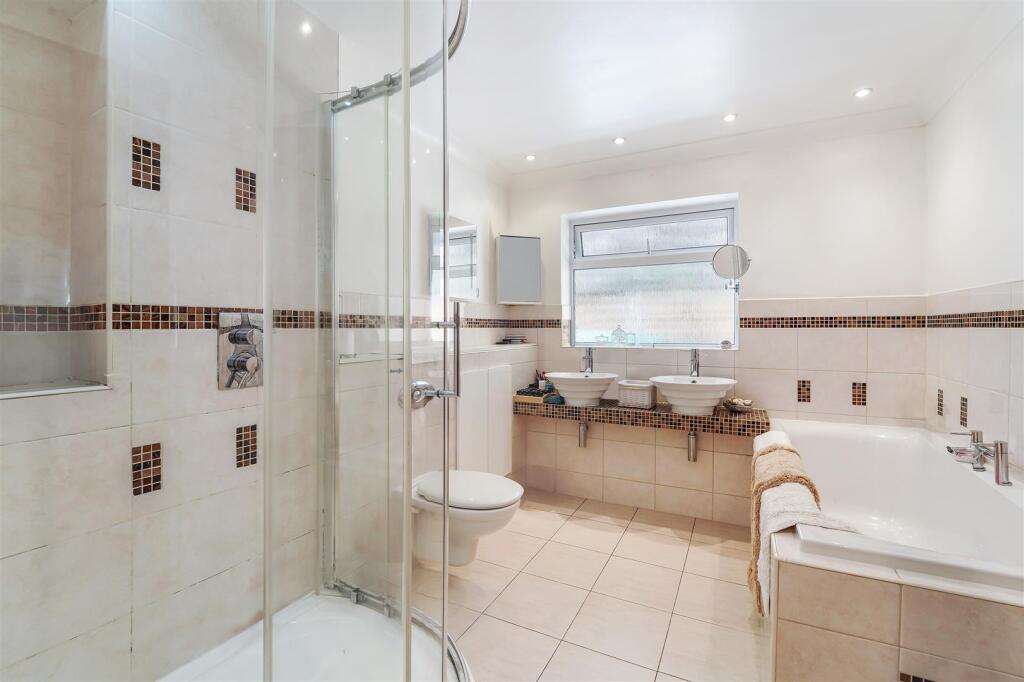 BIRCH GROVE, 8 (19).jpg