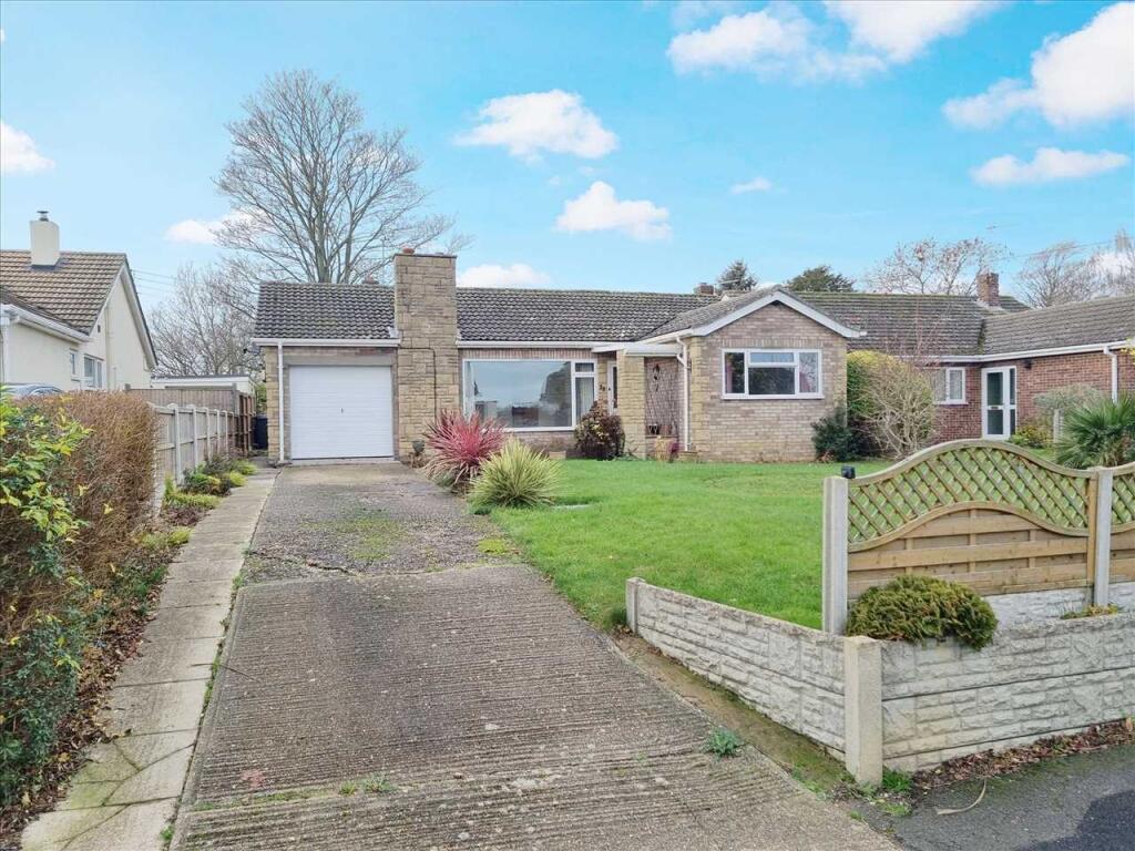Gorse Lane, Silk Willoughby