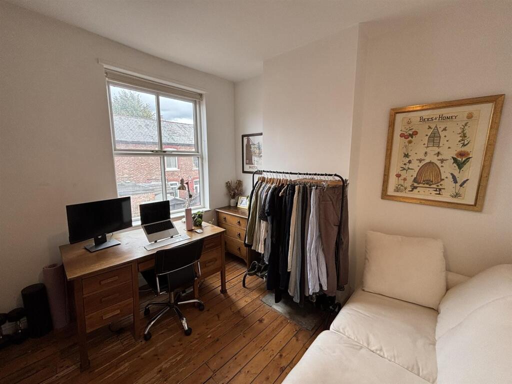 Bedroom 2 / Dressing Room