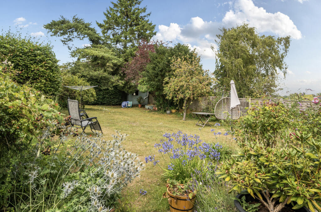 1329455-10-688105...