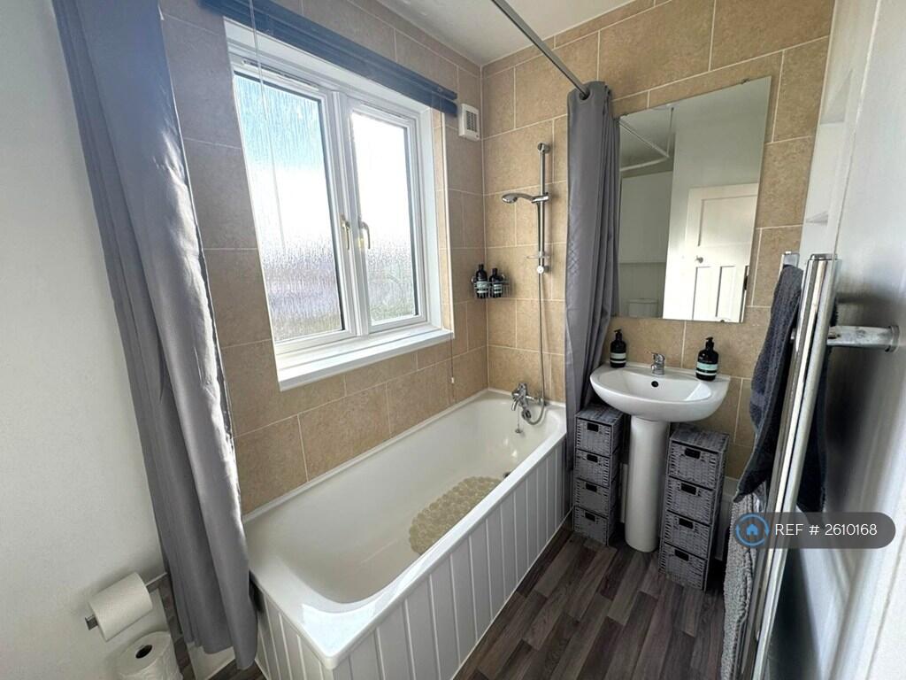 Newly Refurbished Bathroom