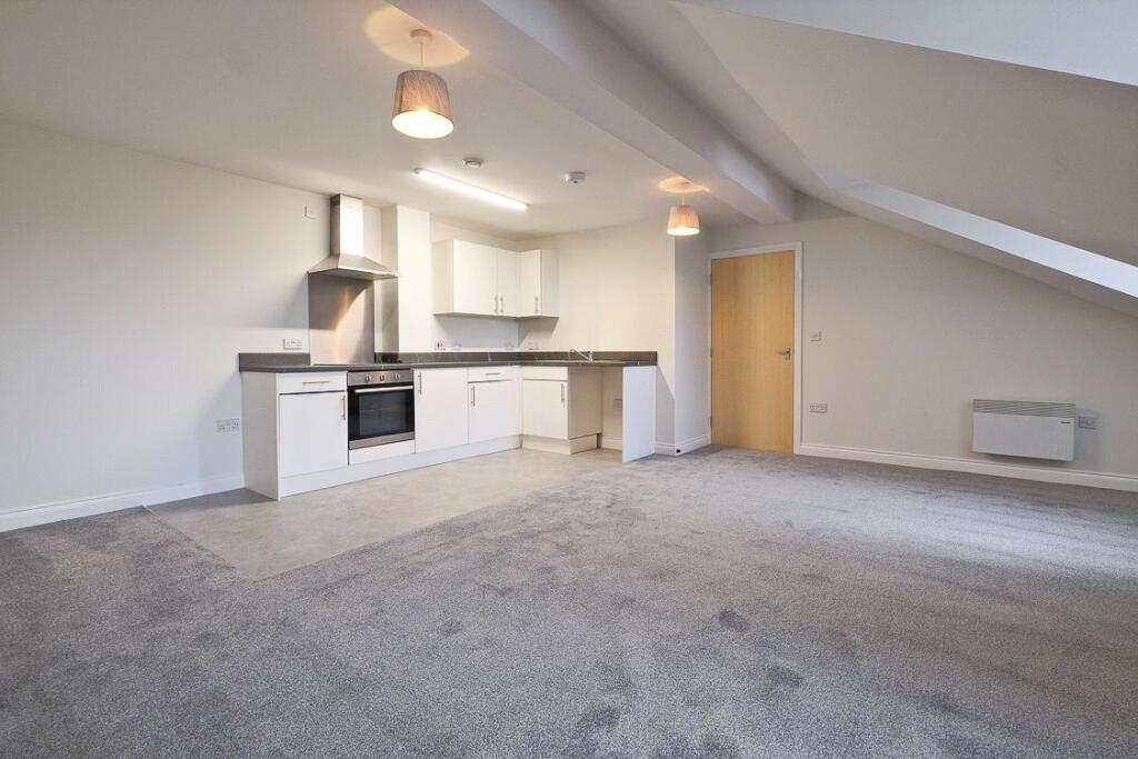 Living / Kitchen