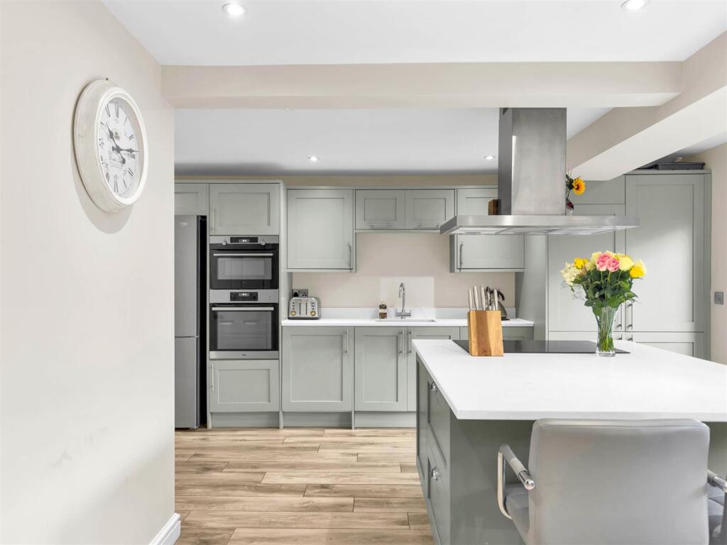 Open Plan Living Dining Kitchen Aspect 2