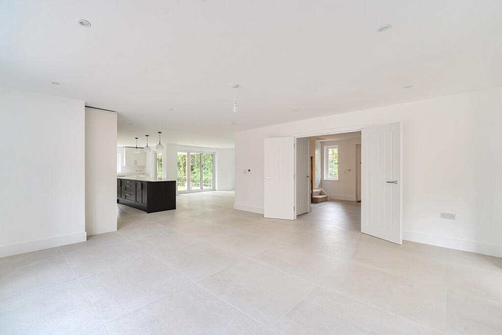 1347754-25-68b6eb...