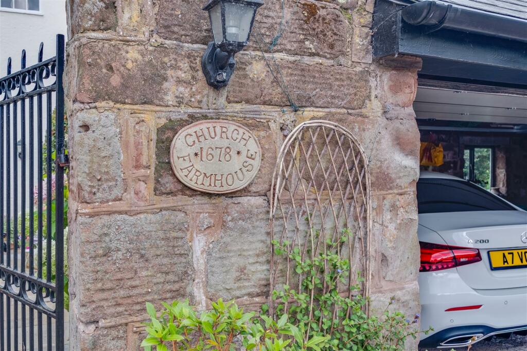 Constables -Church Farm House-3.jpg