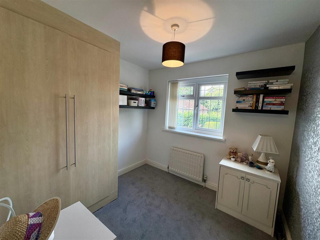 BEDROOM 3
