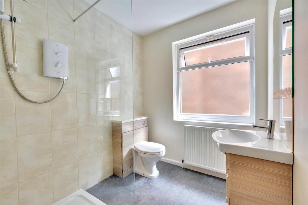 Shower Room (1).jpeg