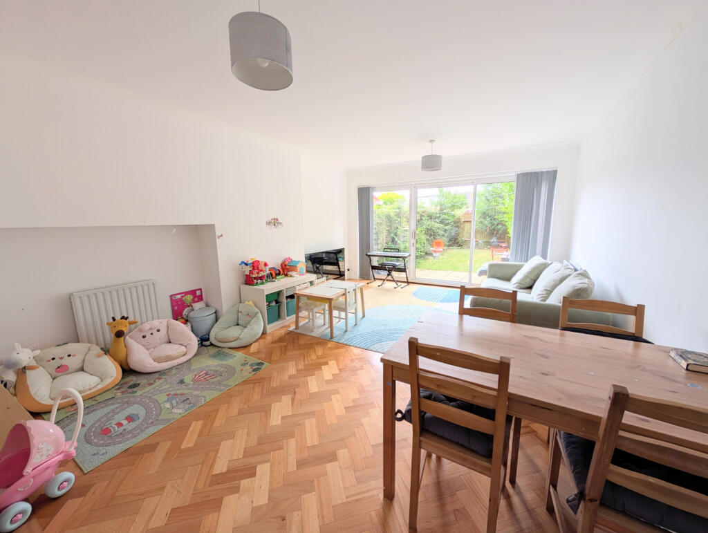 2 Bed Terrace House