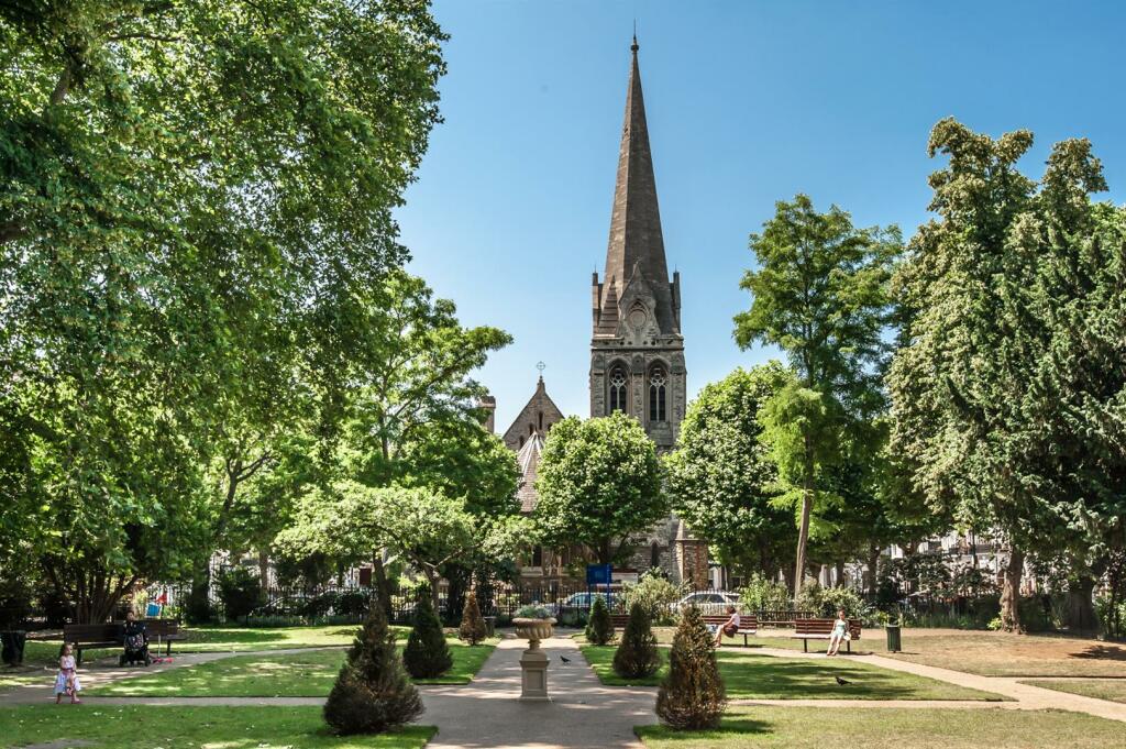 Redcliffe Square-3-2.jpg