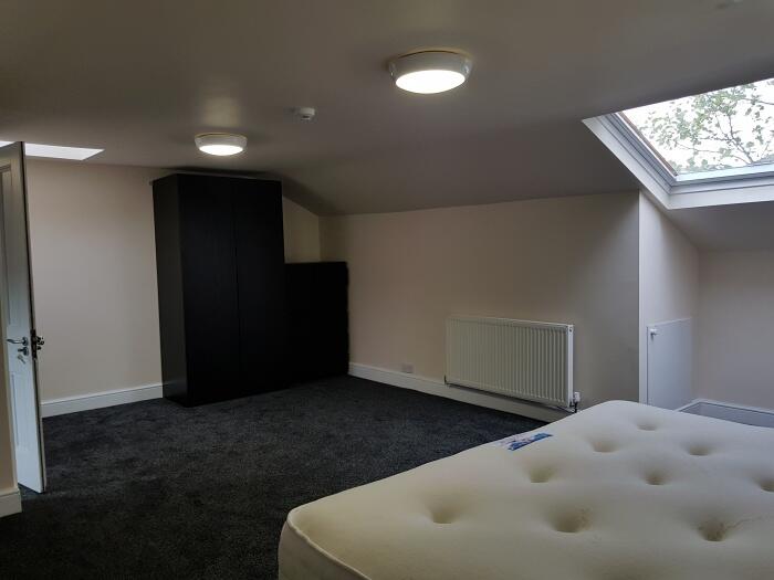 33 Bairstow Street - 7 Bed