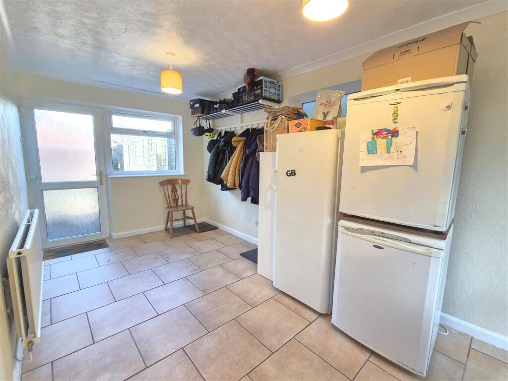 UTILITY ROOM
