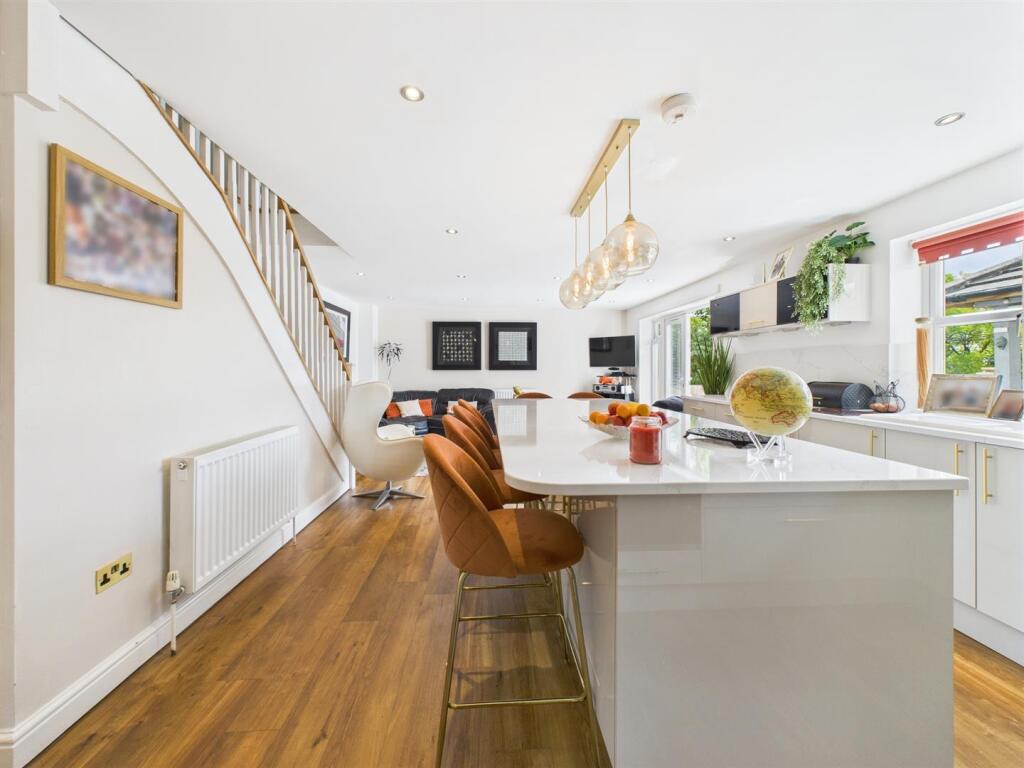 Kitchen/Diner/Family