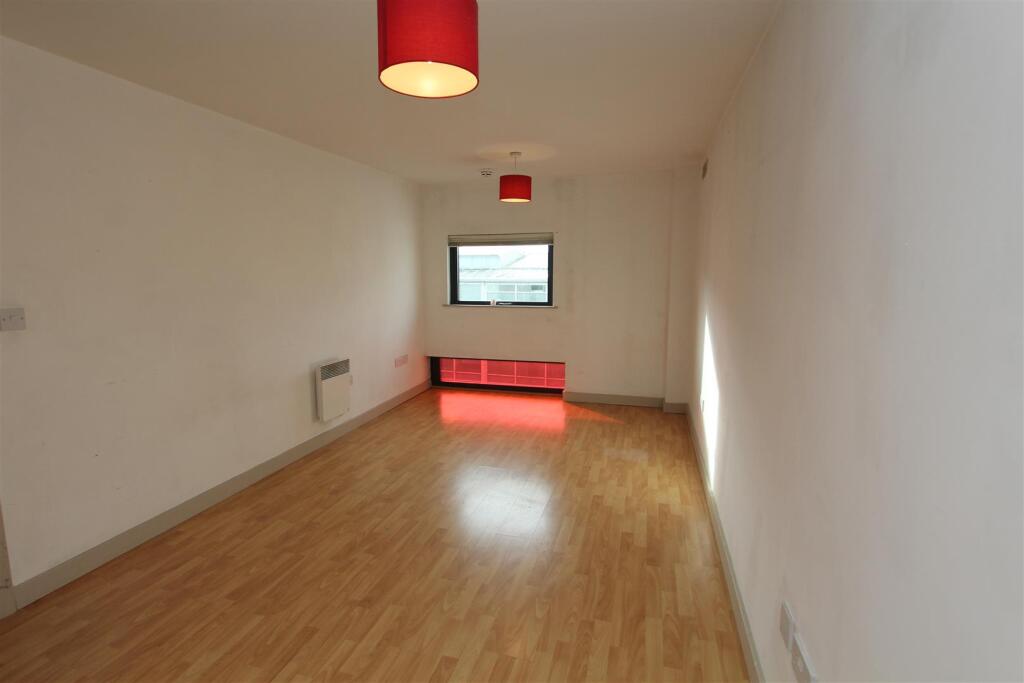 Lovell House, Skinner Lane