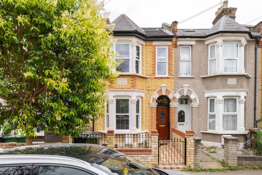 Somerset Road, E17