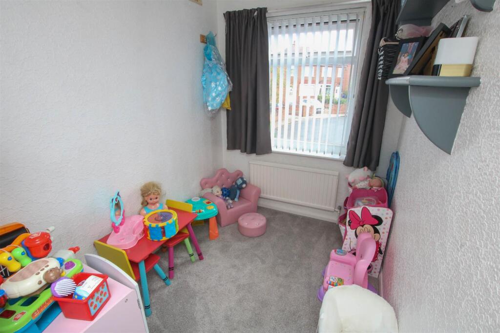 BEDROOM 3