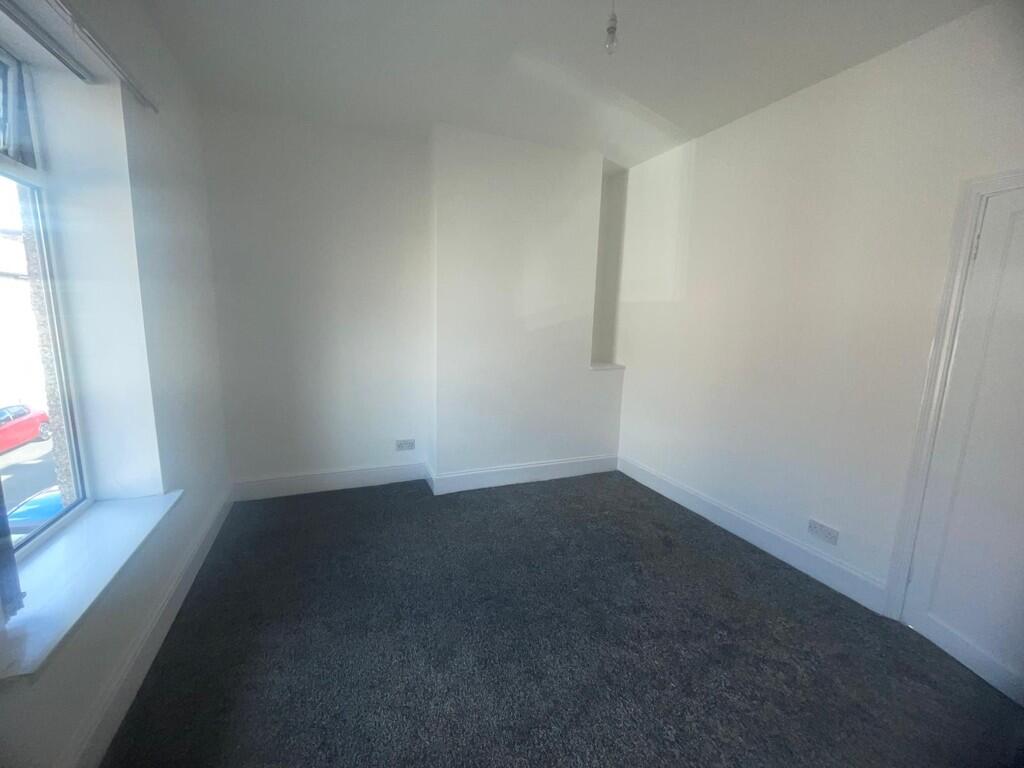 98adbad8-2e46-4f0...