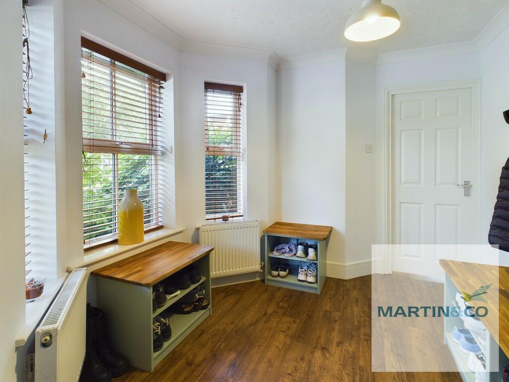 CAM03663G0-PR0032...