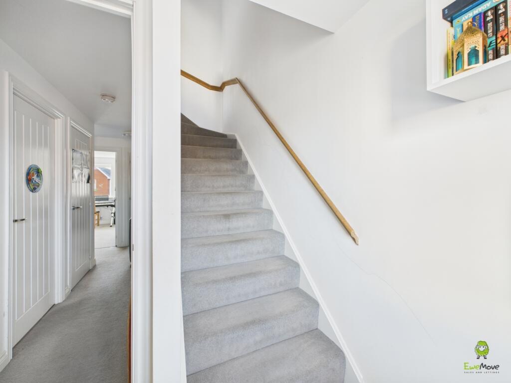 Presented by Nicoleta at EweMove Bexleyheath and D